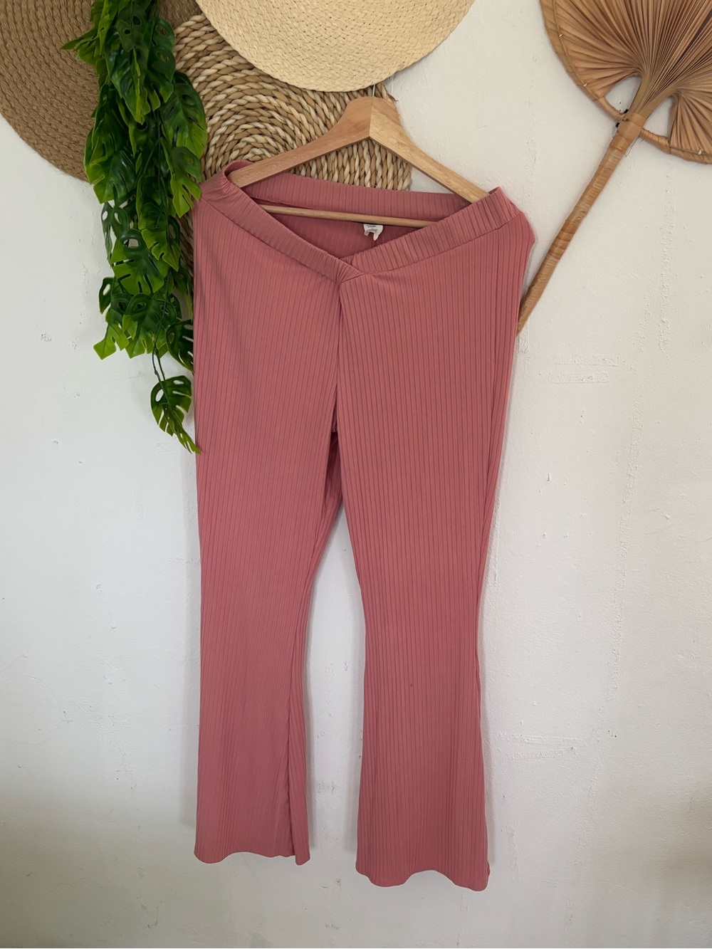 Ribbed Knit Flared Pants - Dusty Rose